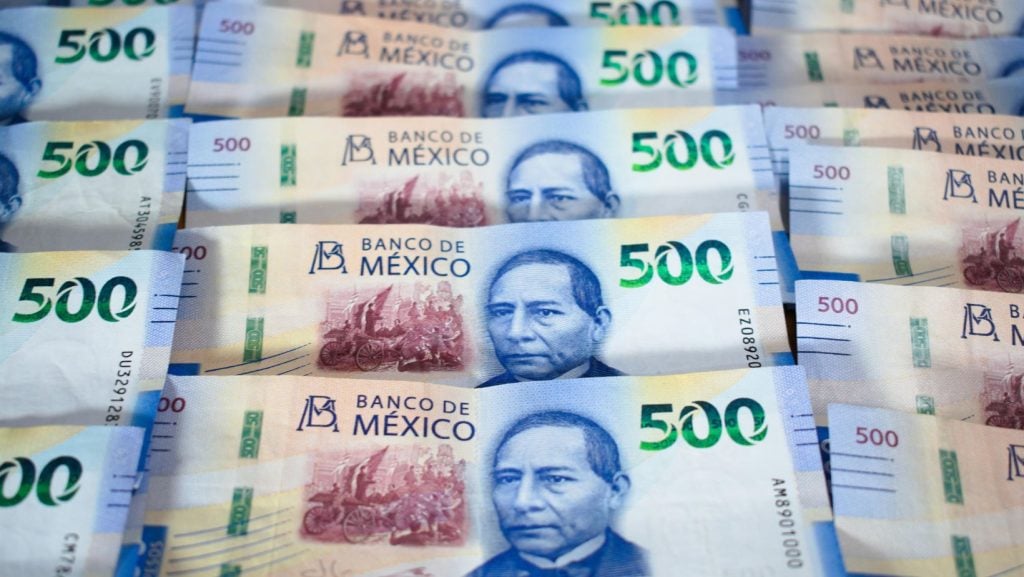 Ahorrar en pesos te permite aprovechar tasas de interés atractivas.